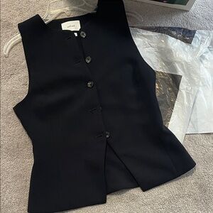 Aritzia Black Button-Up Vest
